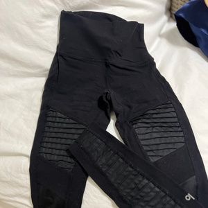 XS Alo hemmed leggings